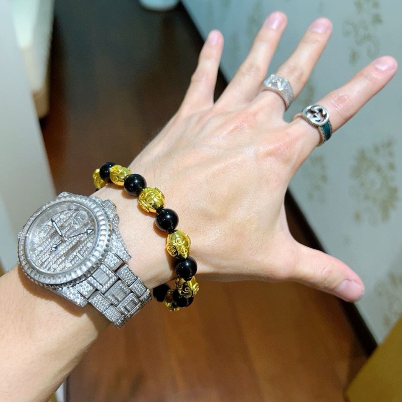 Gvc*1 bracelets
